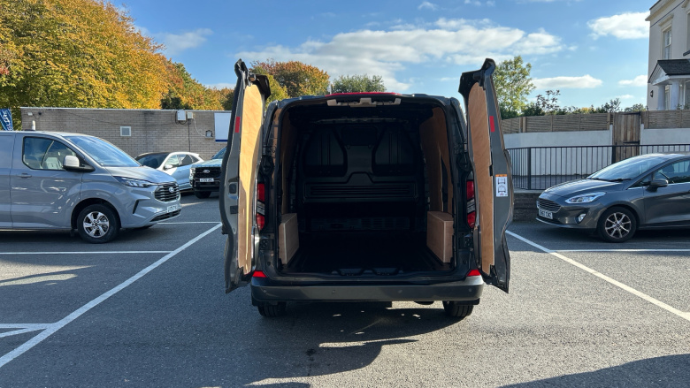 Ford Transit Custom 320 L1 Diesel Fwd 2.0 EcoBlue 170ps H1 Van Limited Auto